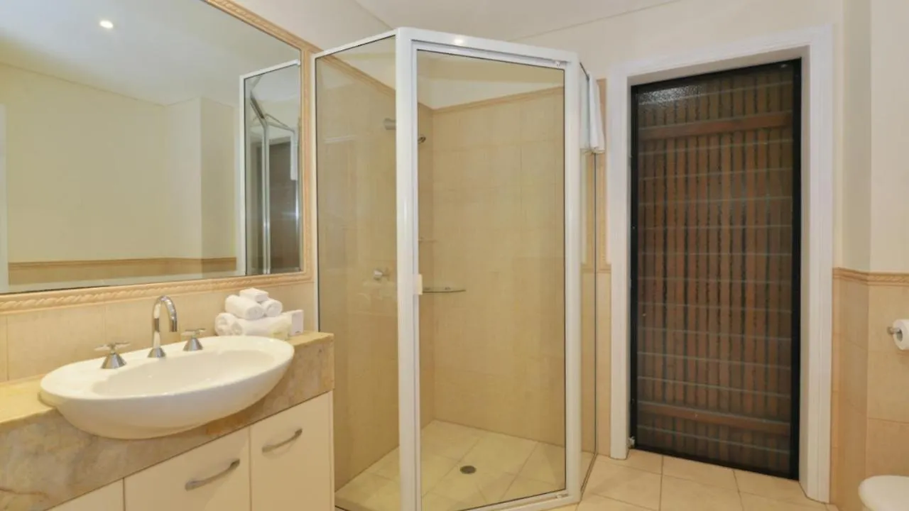 Sanctuary At Thornton'S Port Douglas 0*,  Australien
