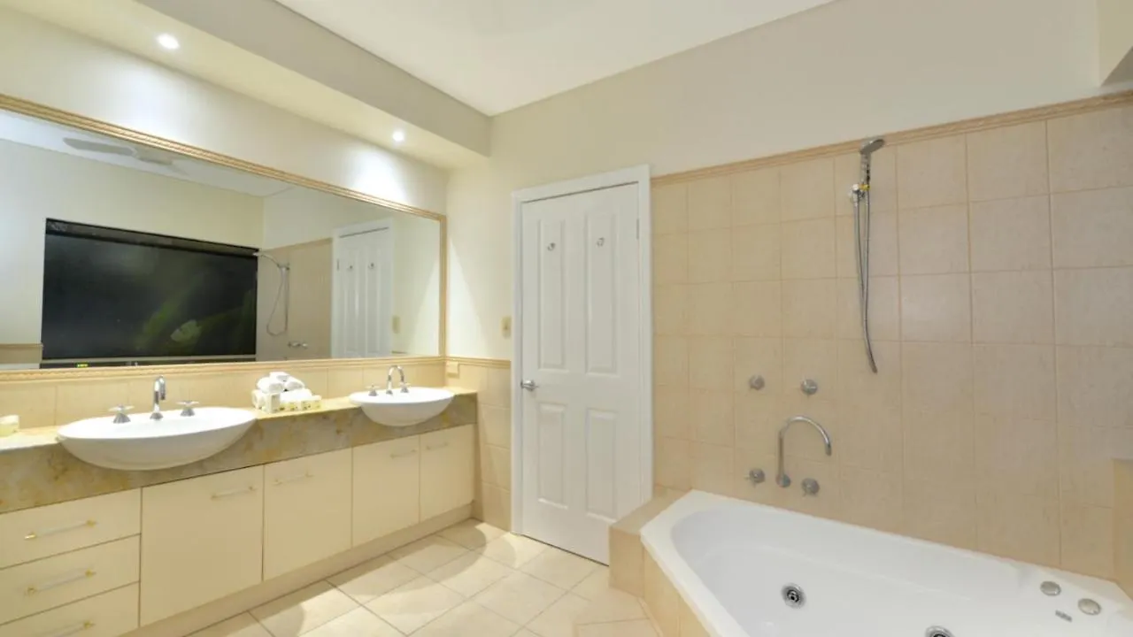 Sanctuary At Thornton'S Port Douglas Semesterbostad